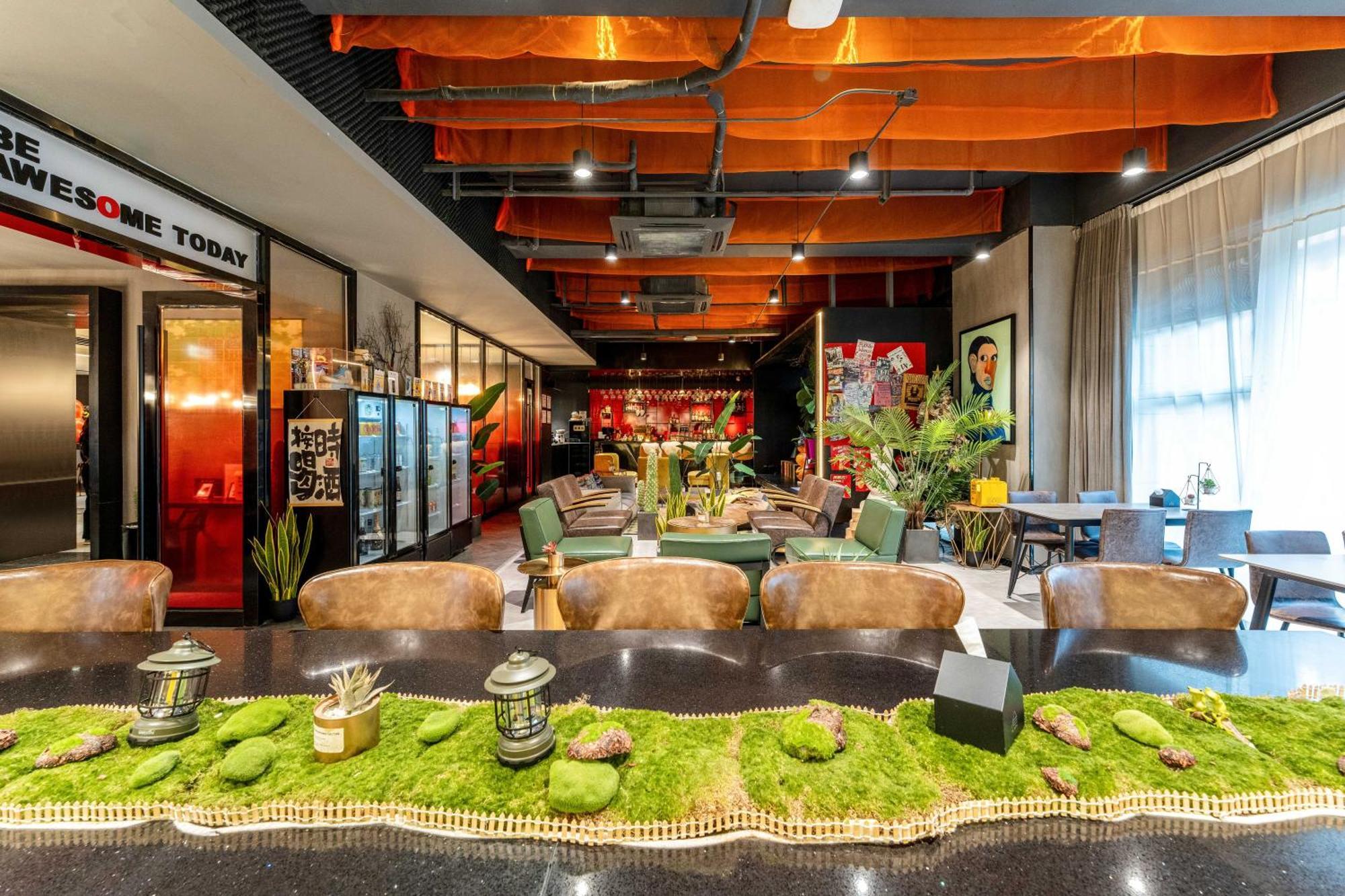 Hesu Designer Hotel & Suites -Near Xi'An Drum Tower And Yongning Gate -Free Laundry Luggage Storage -Kitty Cafe With Freshly Ground Coffee -24H Front Desk -English Service Dış mekan fotoğraf