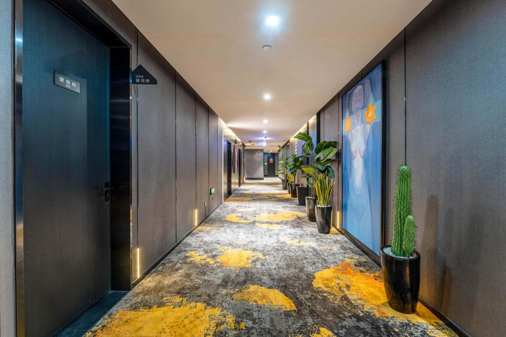 Hesu Designer Hotel & Suites -Near Xi'An Drum Tower And Yongning Gate -Free Laundry Luggage Storage -Kitty Cafe With Freshly Ground Coffee -24H Front Desk -English Service Dış mekan fotoğraf