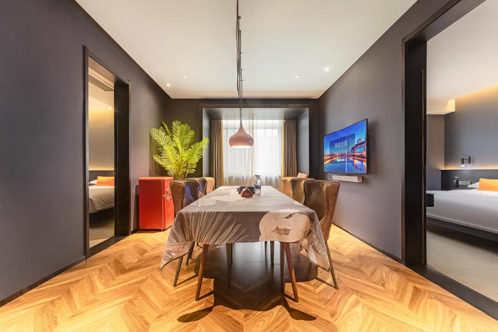 Hesu Designer Hotel & Suites -Near Xi'An Drum Tower And Yongning Gate -Free Laundry Luggage Storage -Kitty Cafe With Freshly Ground Coffee -24H Front Desk -English Service Dış mekan fotoğraf