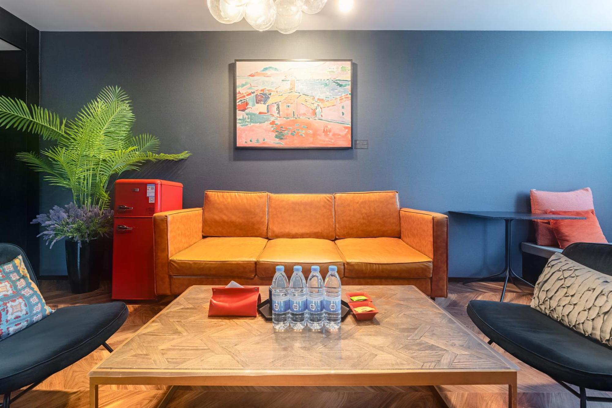 Hesu Designer Hotel & Suites -Near Xi'An Drum Tower And Yongning Gate -Free Laundry Luggage Storage -Kitty Cafe With Freshly Ground Coffee -24H Front Desk -English Service Dış mekan fotoğraf