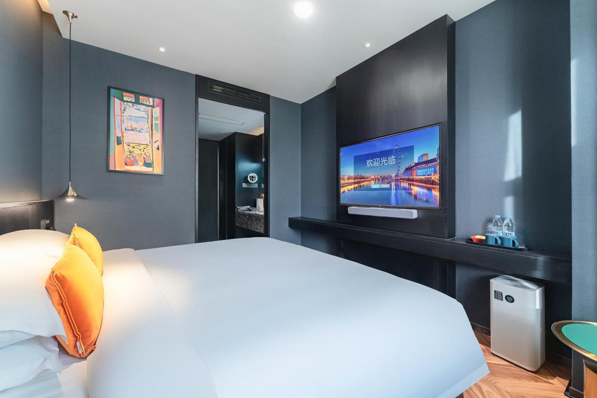 Hesu Designer Hotel & Suites -Near Xi'An Drum Tower And Yongning Gate -Free Laundry Luggage Storage -Kitty Cafe With Freshly Ground Coffee -24H Front Desk -English Service Dış mekan fotoğraf