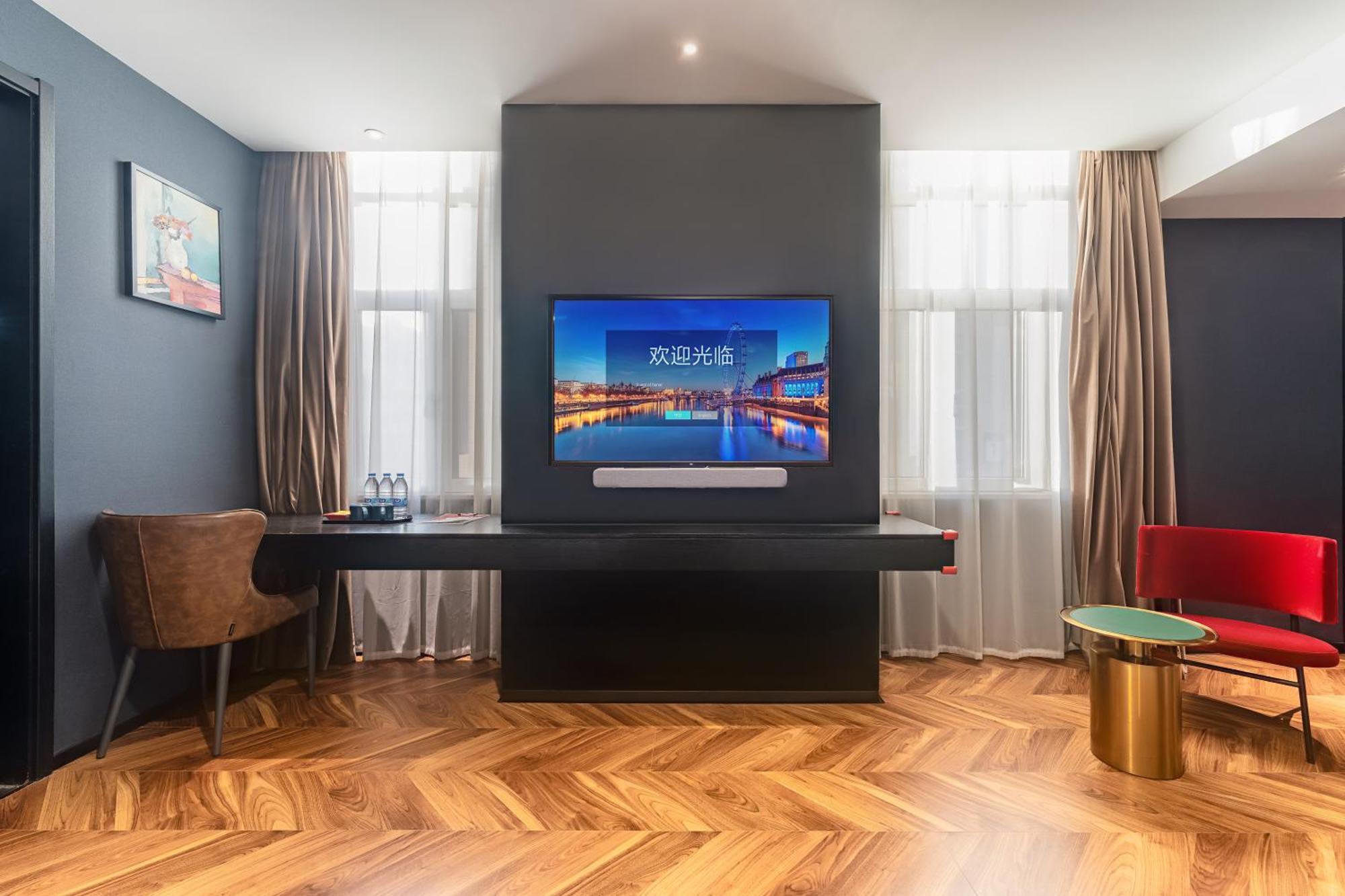 Hesu Designer Hotel & Suites -Near Xi'An Drum Tower And Yongning Gate -Free Laundry Luggage Storage -Kitty Cafe With Freshly Ground Coffee -24H Front Desk -English Service Dış mekan fotoğraf