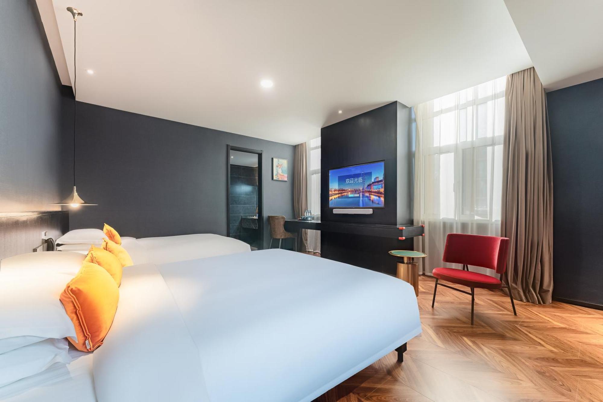 Hesu Designer Hotel & Suites -Near Xi'An Drum Tower And Yongning Gate -Free Laundry Luggage Storage -Kitty Cafe With Freshly Ground Coffee -24H Front Desk -English Service Dış mekan fotoğraf